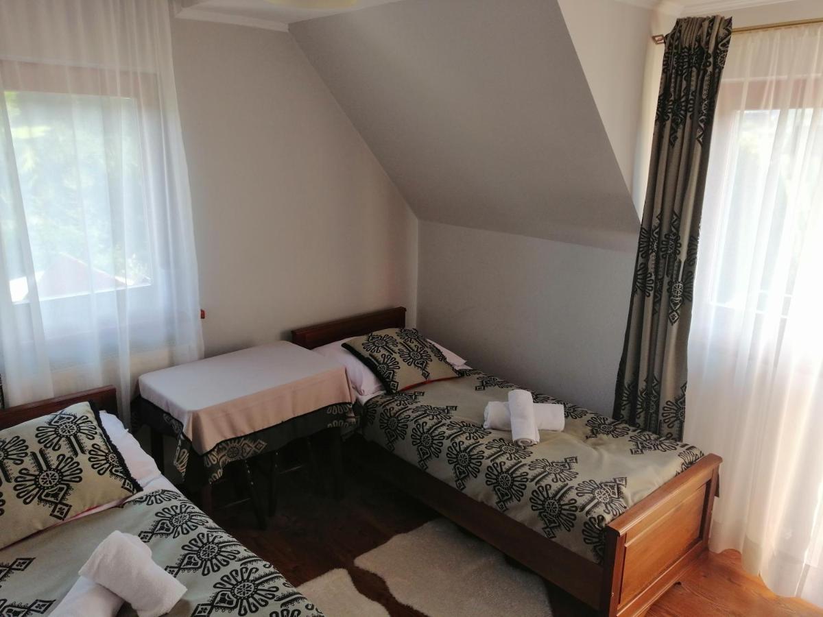 Strefa Hawran Apartment Jurgow Bagian luar foto
