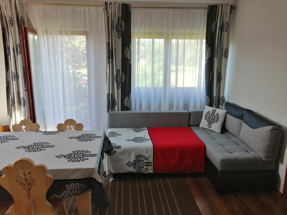 Strefa Hawran Apartment Jurgow Bagian luar foto