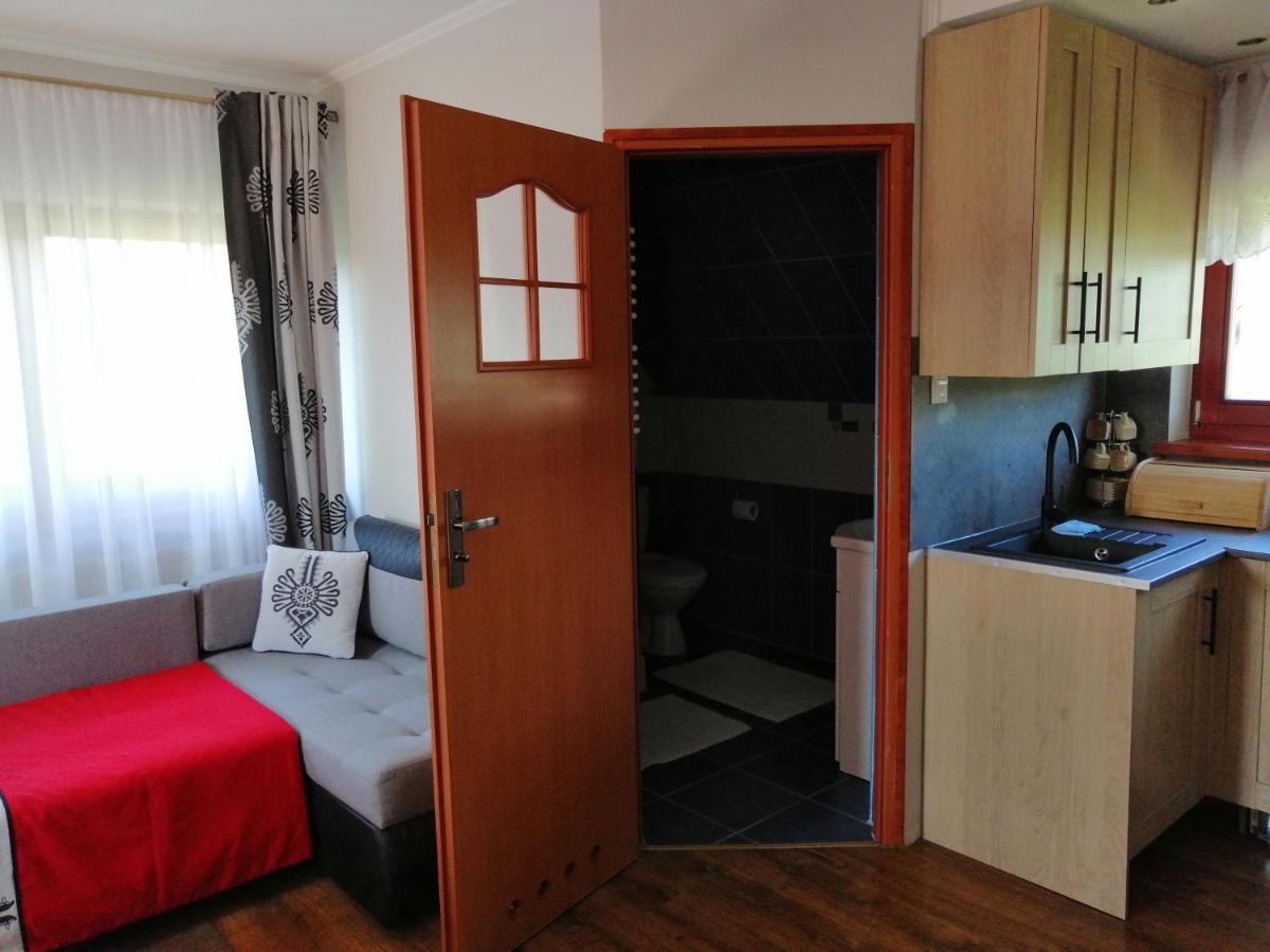 Strefa Hawran Apartment Jurgow Bagian luar foto