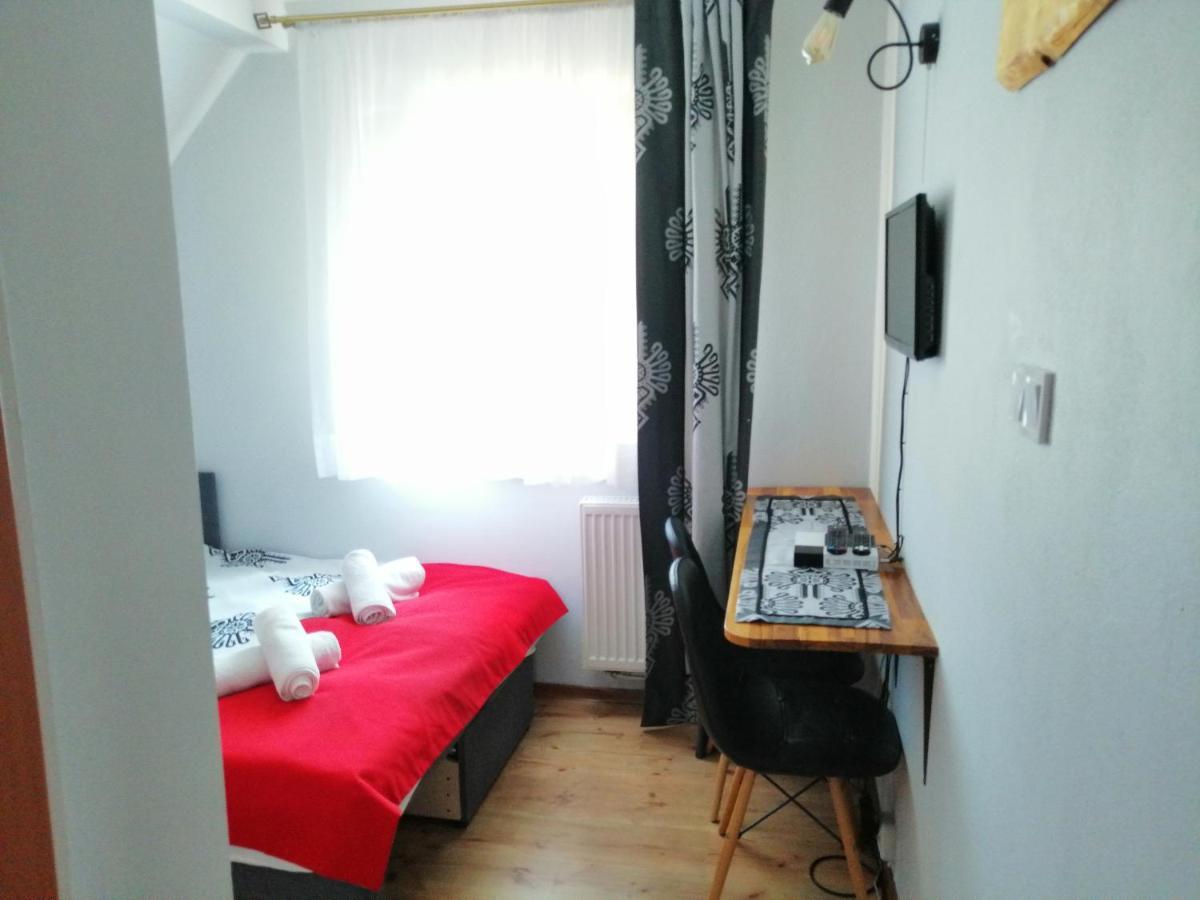 Strefa Hawran Apartment Jurgow Bagian luar foto